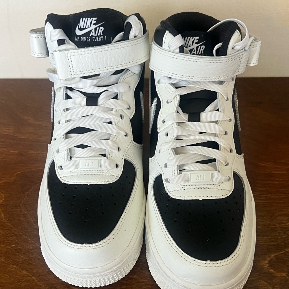 NWOT Nike Women Air Force 1 - Picture 2 of 6
